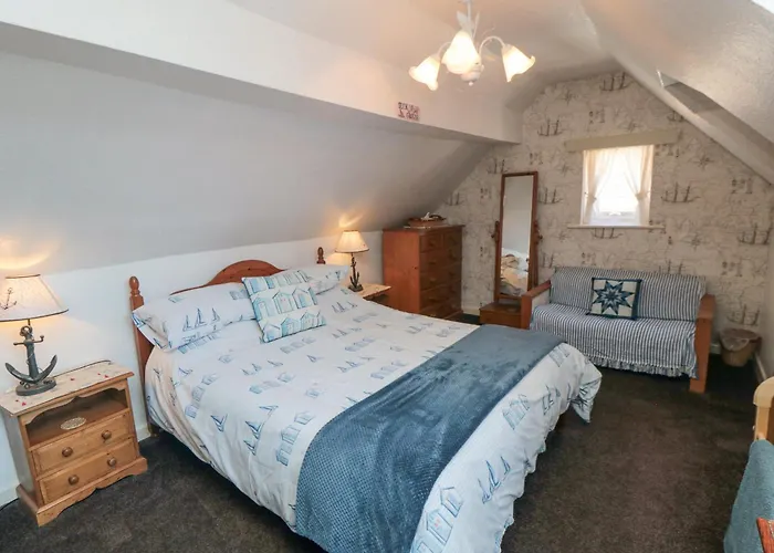 3 Anchor Cottage