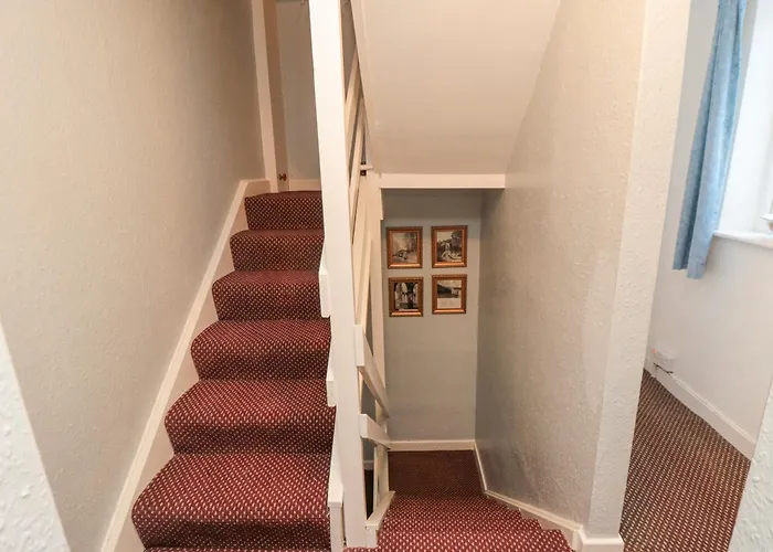3 Anchor Cottage
